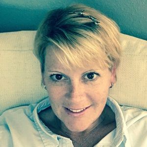 Meet your Posher, Stacy